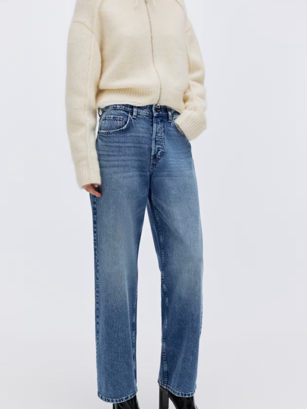 H&M Wide Regular Waist Jeans in Medium Blue